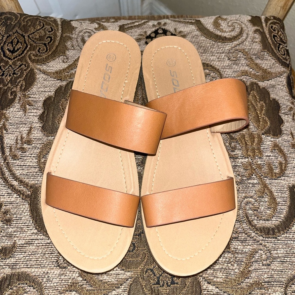 Soda Sandals